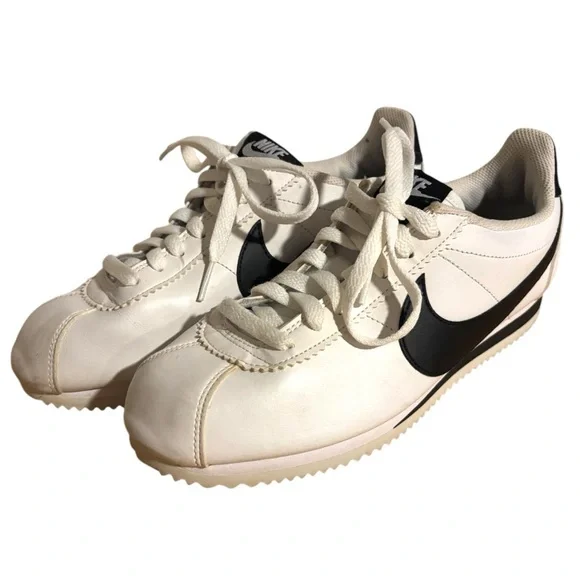 Nike Cortez Sneakers - Picture 2 of 9